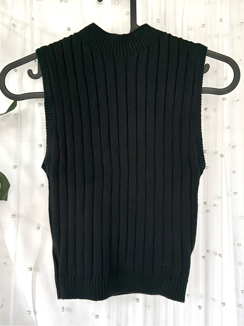 Vintage American Apparel Black Ribbed Mock Neck Sweater Vest